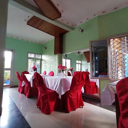 Tchatcha Hotel Yaounde Exterior photo