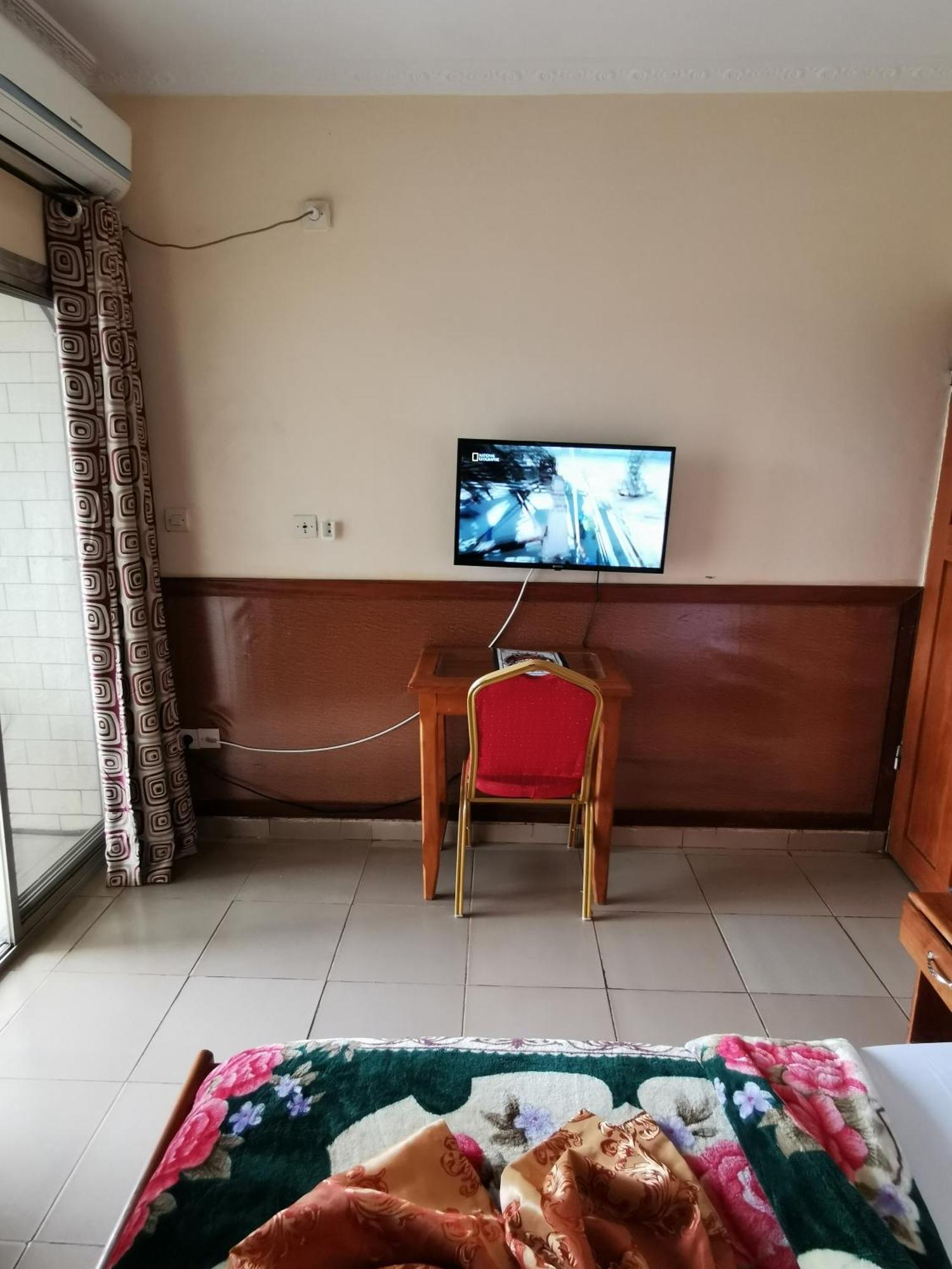 Tchatcha Hotel Yaounde Exterior photo