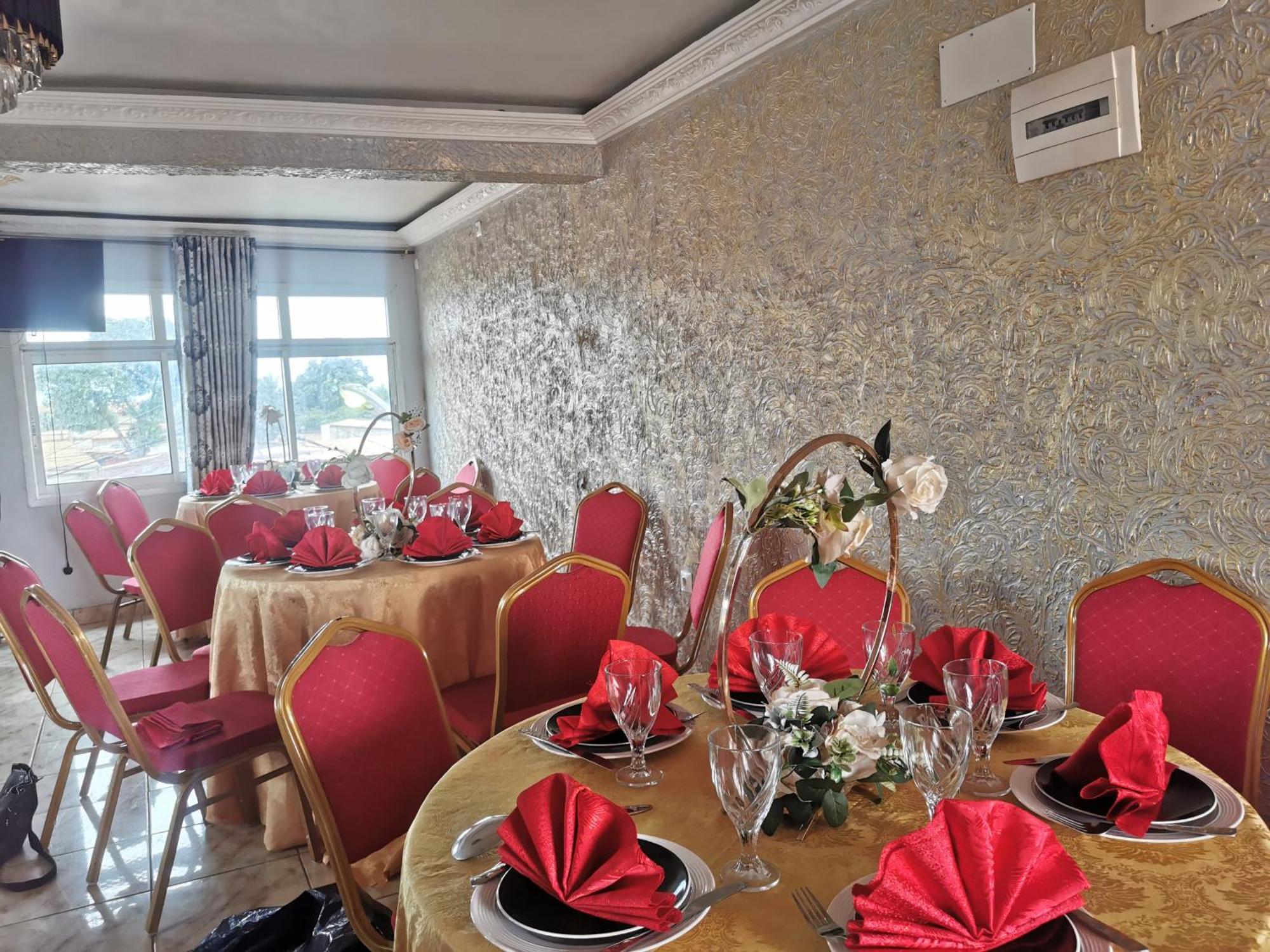 Tchatcha Hotel Yaounde Exterior photo