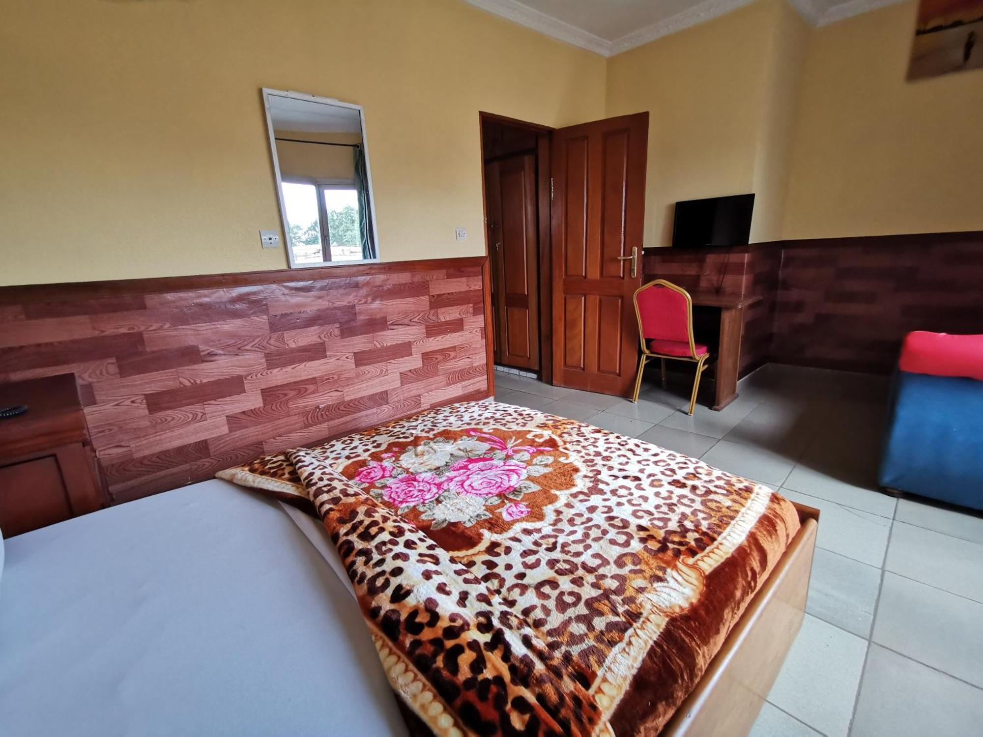 Tchatcha Hotel Yaounde Exterior photo