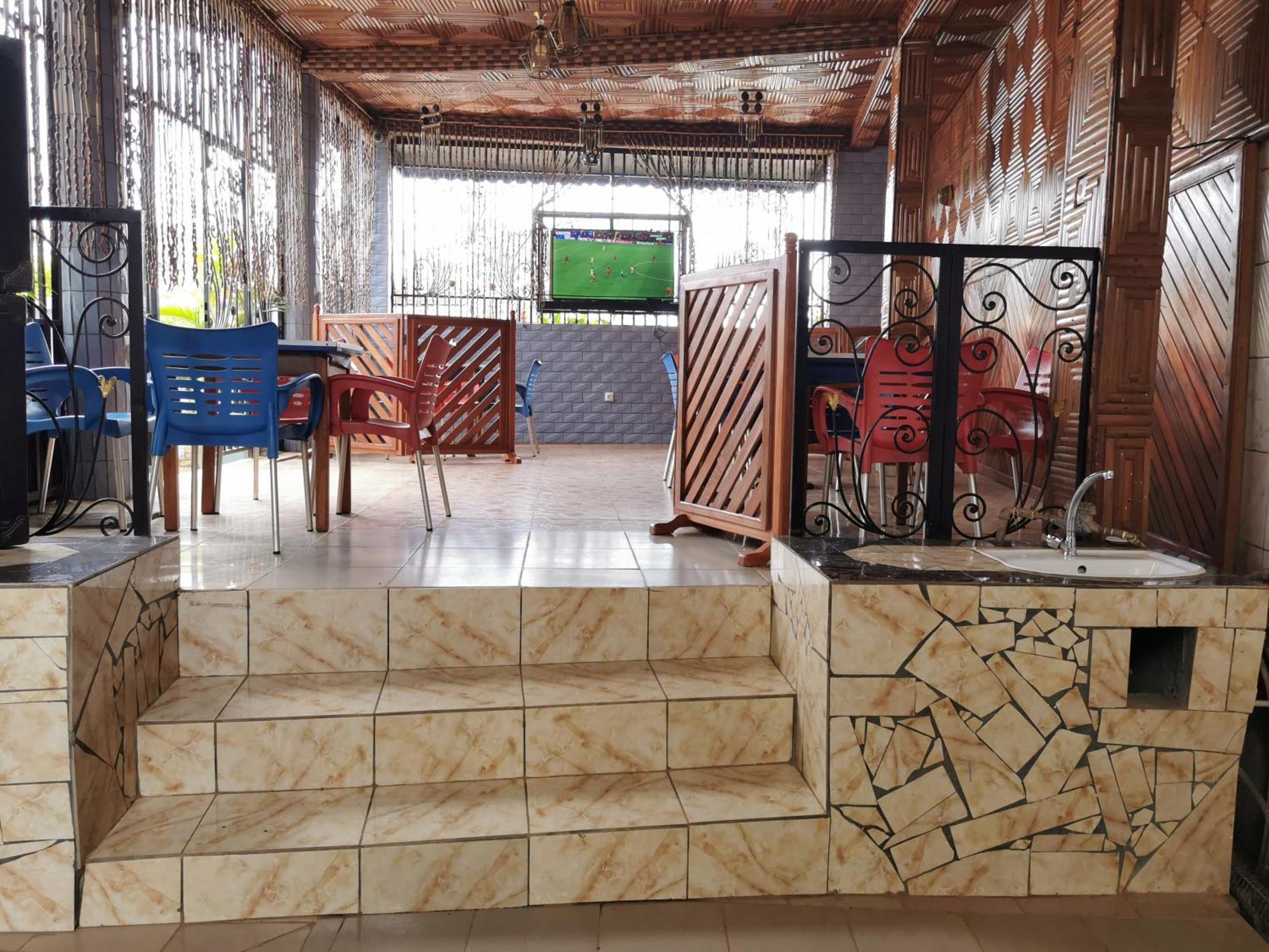 Tchatcha Hotel Yaounde Exterior photo